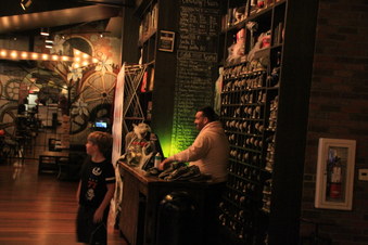 Enlarge photo 8