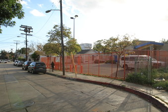 Enlarge photo 21