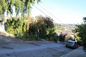 Enlarge photo 12