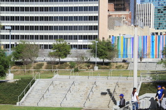 Enlarge photo 19