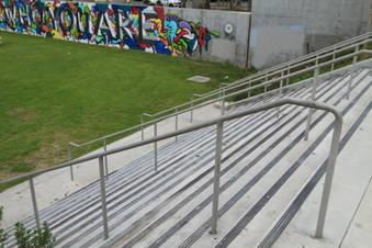 Enlarge photo 121