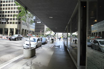 Enlarge photo 47