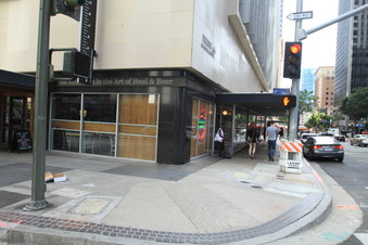 Enlarge photo 19