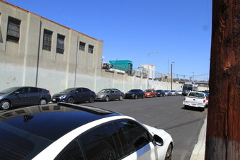Enlarge photo 21