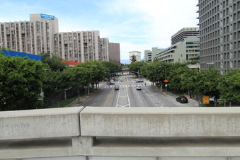 Enlarge photo 29