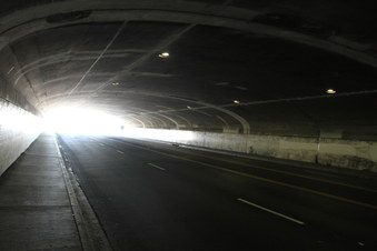 Enlarge photo 40
