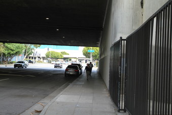 Enlarge photo 13