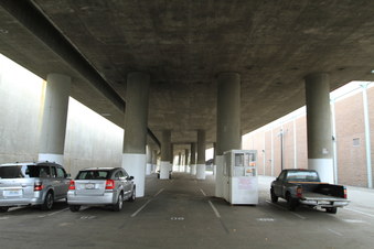 Enlarge photo 16