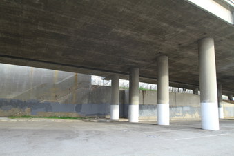 Enlarge photo 32