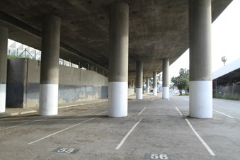Enlarge photo 51