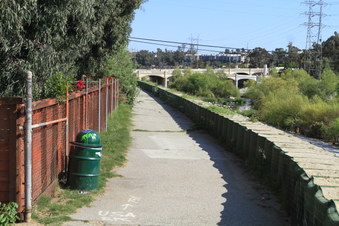 Enlarge photo 12