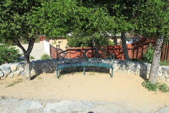 Enlarge photo 13