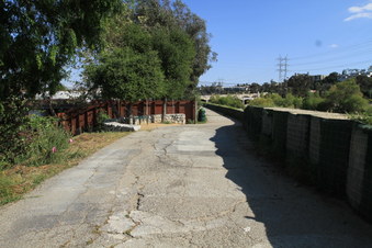 Enlarge photo 16