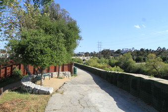 Enlarge photo 88