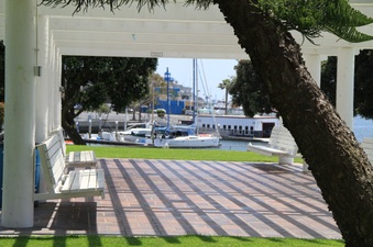 Enlarge photo 33