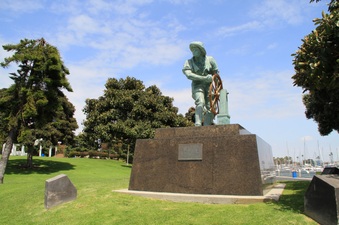 Enlarge photo 56