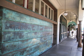 Enlarge photo 83