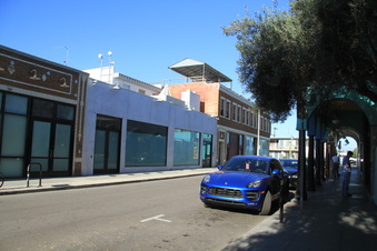 Enlarge photo 91