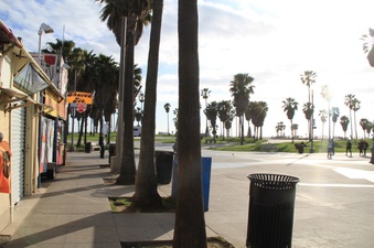 Enlarge photo 100