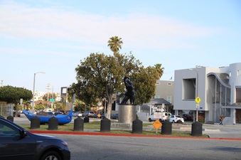 Enlarge photo 10