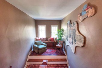 Enlarge photo 41
