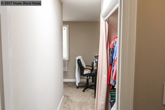 Enlarge photo 59
