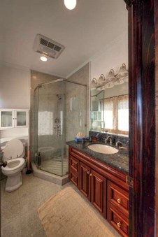 Enlarge photo 59
