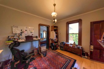 Enlarge photo 67
