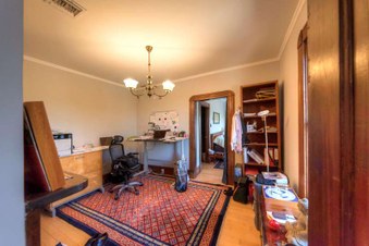 Enlarge photo 68