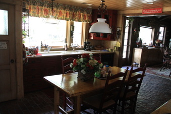 Enlarge photo 18