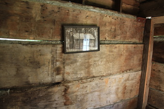Enlarge photo 89