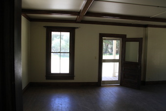 Enlarge photo 35