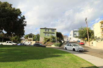 Enlarge photo 18