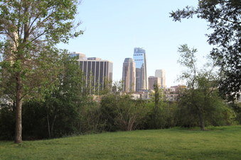 Enlarge photo 23