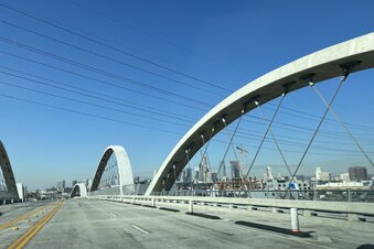 Enlarge photo 8