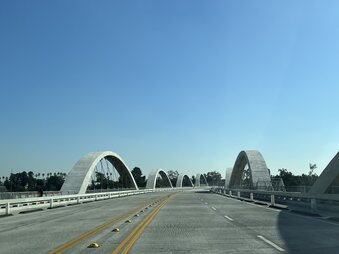 Enlarge photo 4