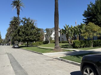 Enlarge photo 19