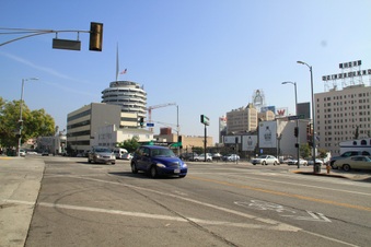 Enlarge photo 14