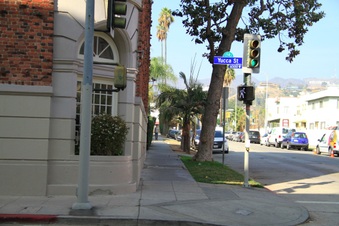 Enlarge photo 23
