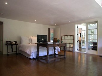 Enlarge photo 37