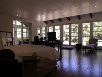 Enlarge photo 38
