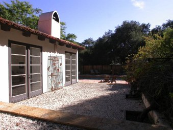 Enlarge photo 79