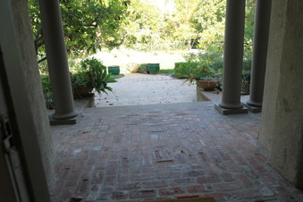 Enlarge photo 83