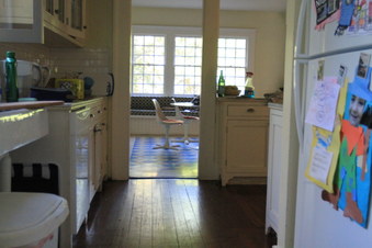 Enlarge photo 100
