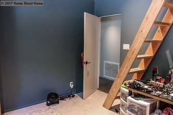 Enlarge photo 21