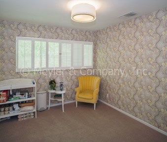 Enlarge photo 38
