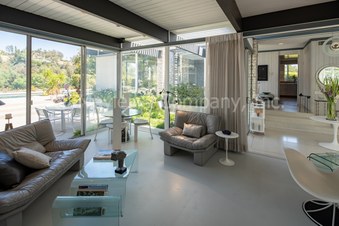Enlarge photo 18