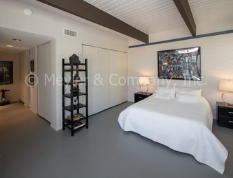 Enlarge photo 38