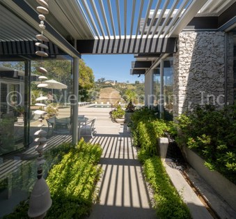 Enlarge photo 51
