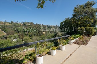 Enlarge photo 80